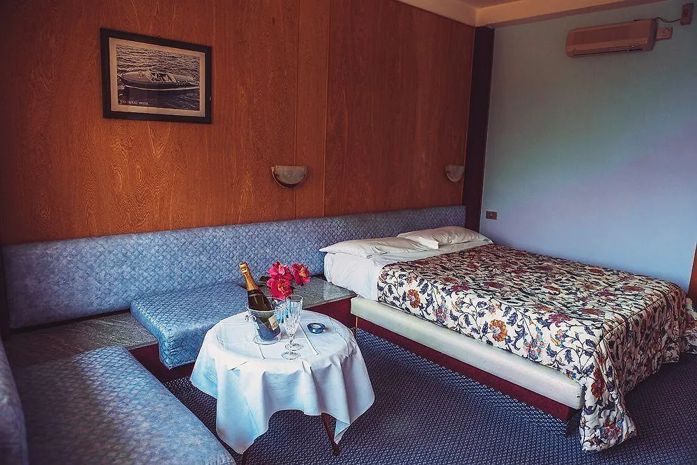 Hotel Nautilus Valmadrera