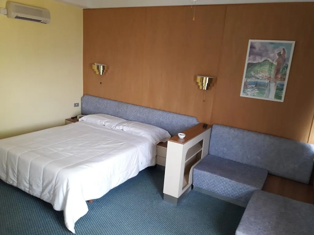 Hotel Nautilus Valmadrera